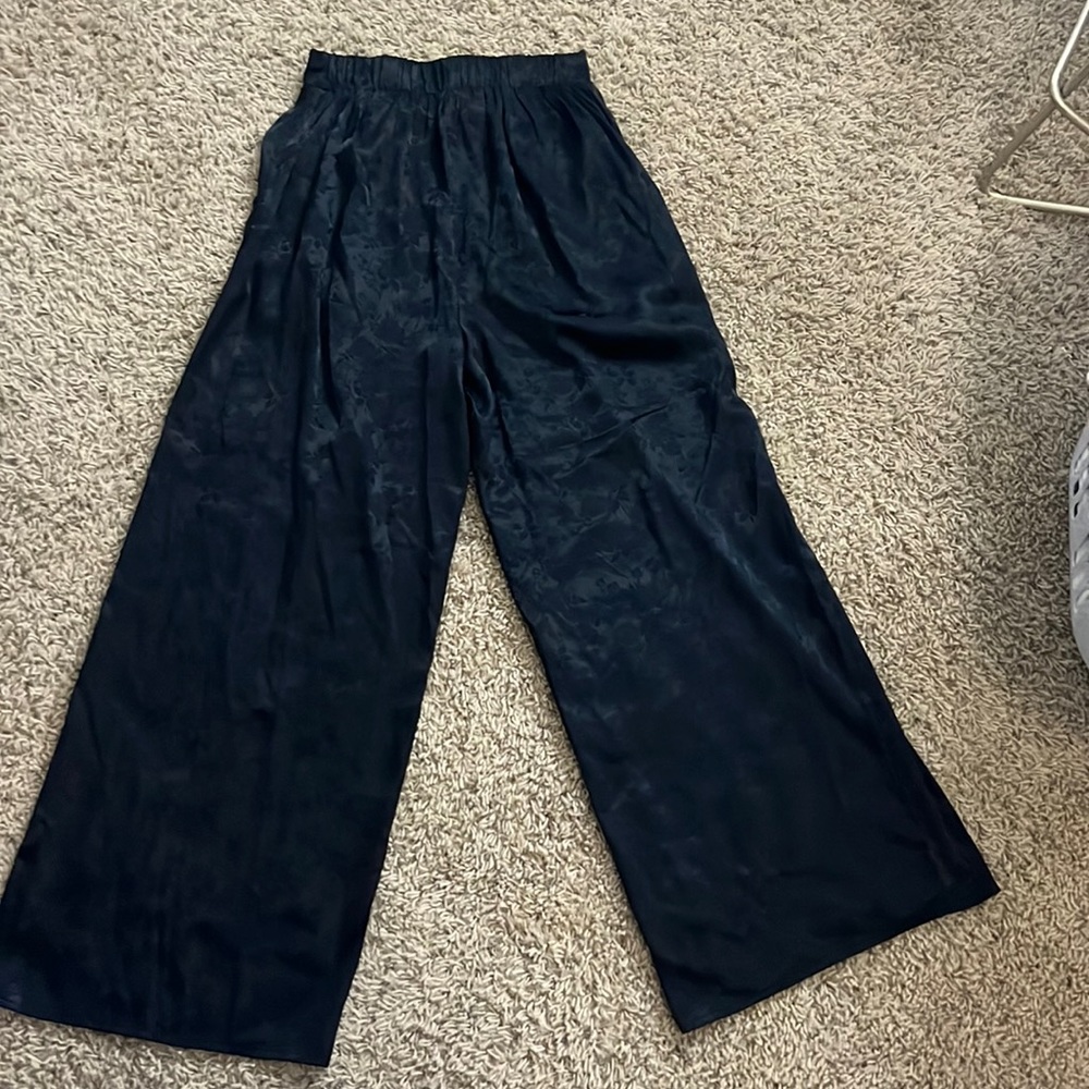 Elastic waist floral flowy trousers